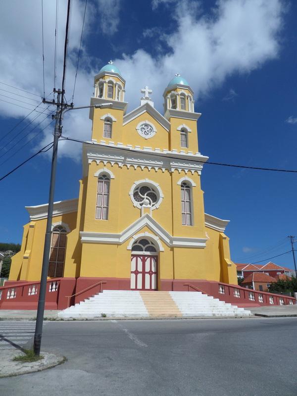 Santa Familia Catholic Church